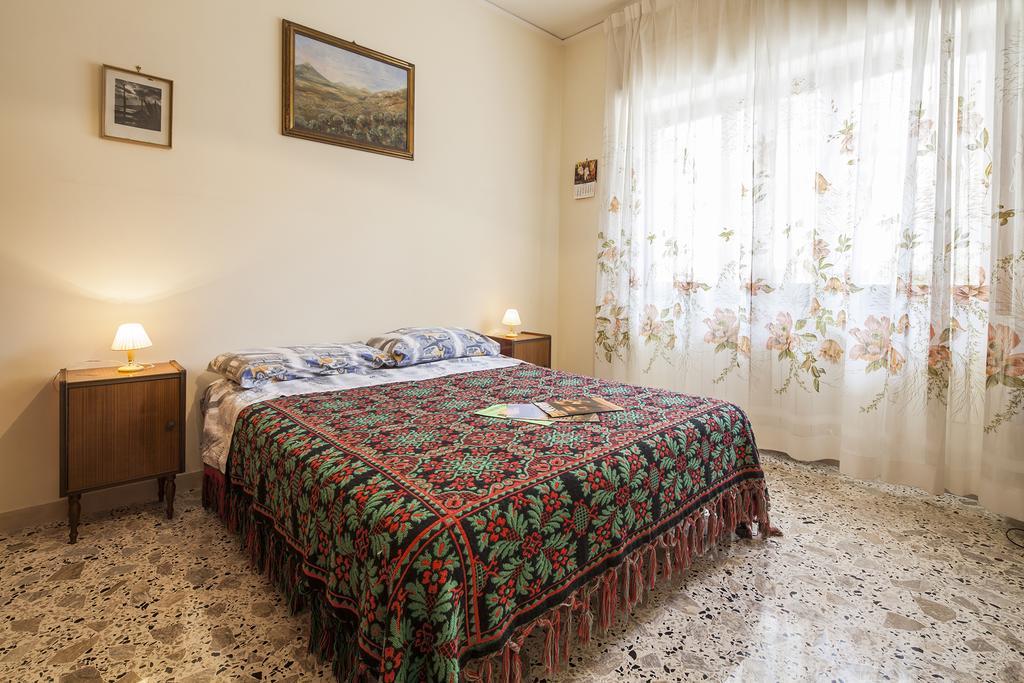B&B La Contessa Salerno Habitación foto
